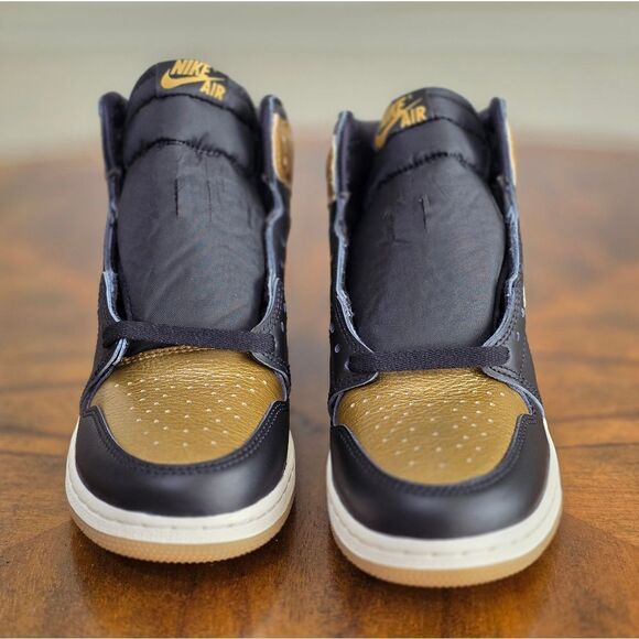 Nike Air Jordan 1 Retro Hi OG Black Metallic Gold FD1437-071 GS 6Y Women's 7.5 - Picture 3 of 14